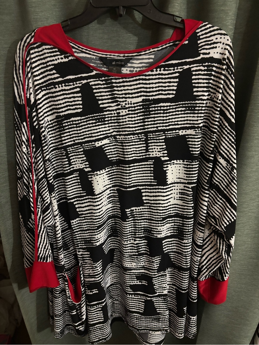 Ali Miles Black & White Graphic Tunic with Red Trim
